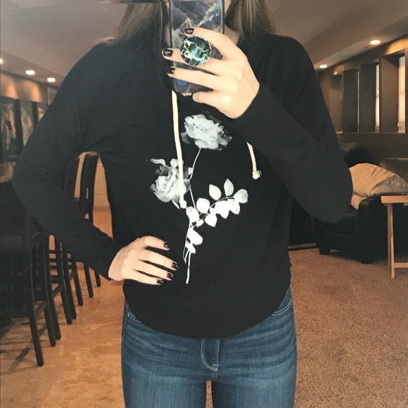 Floral Soft&Sexy tee - Picture 2 of 5